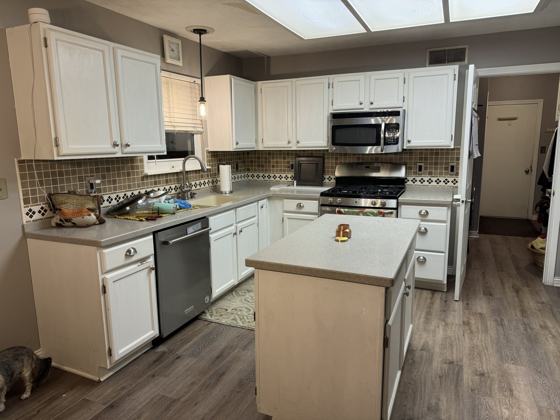 Kitchen backsplash and tile work by OnCall Home Co.